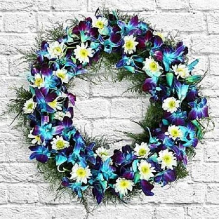Serene Flower Wreath